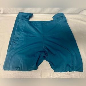 Lululemon leggings with pockets